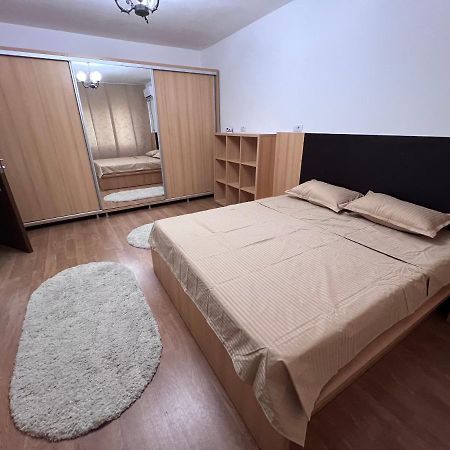 Mnm Mitropolie Apartment Iasi Exterior foto
