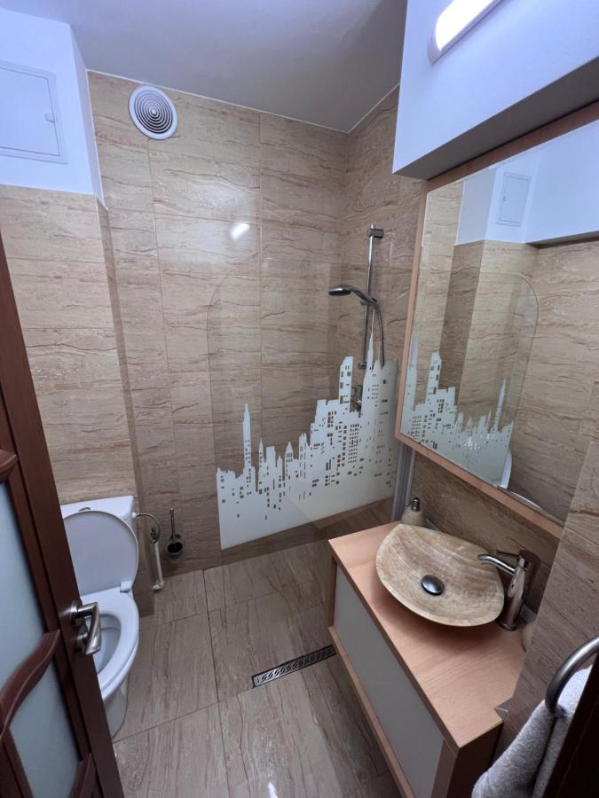Mnm Mitropolie Apartment Iasi Exterior foto